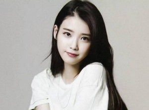 IU foto