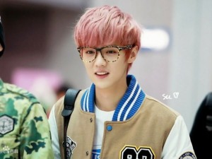 Lu Han pelo roso