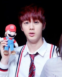 Jin con Mario