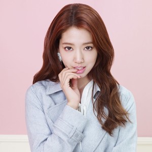 Park SHin Hye modelo de roem