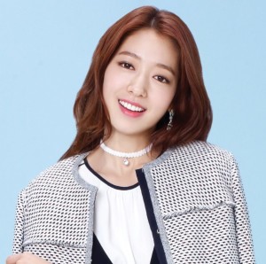 Park SHin Hye modelo de roem