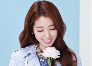 Park SHin Hye modelo de roem