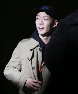 IKON Bobby ojos