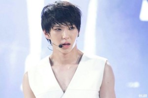 VIXX leo ojos