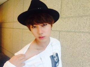 anchura hombros de Jin